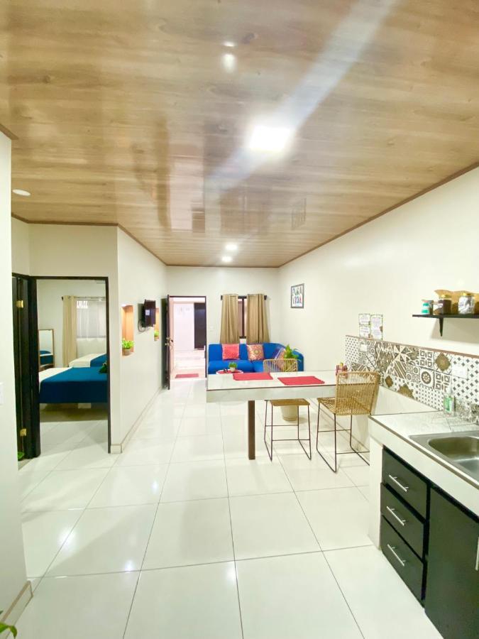 Pura Vida Apartment. 5 Min From Airport Alajuela Exterior photo